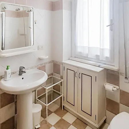 Lovely In * Marina di Campo